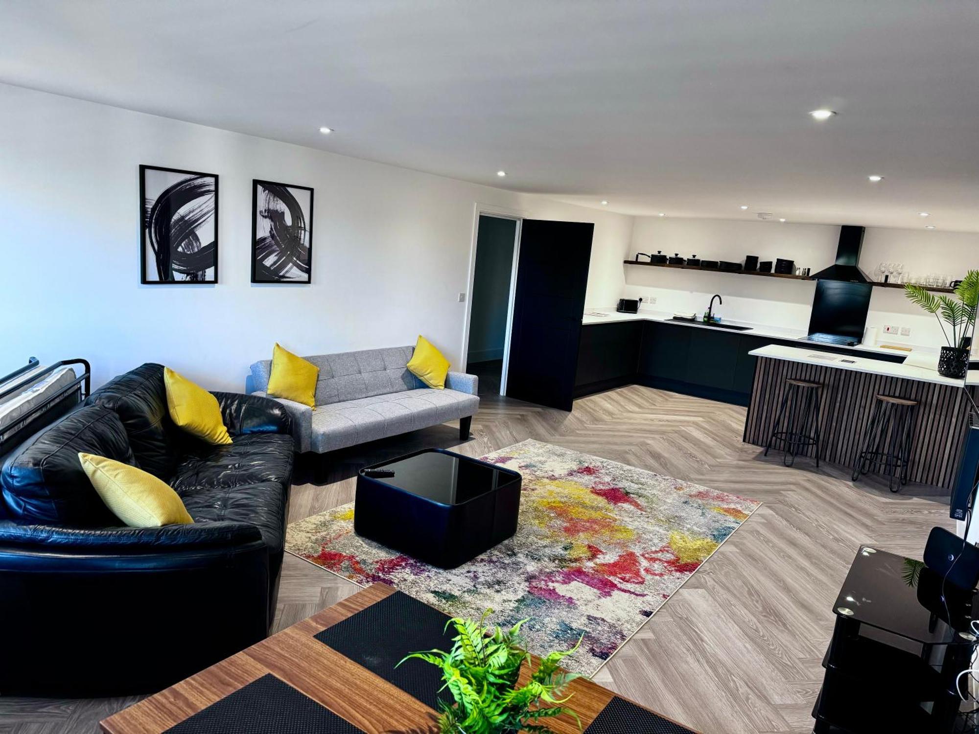 New 2 Bed Apartment In Royston High St Exterior photo